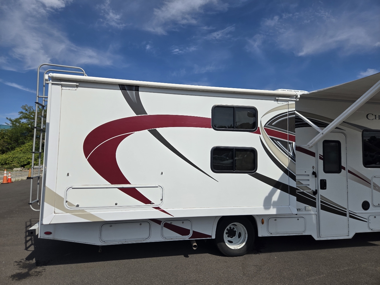 Ford E450  2018 Ford E450  2018