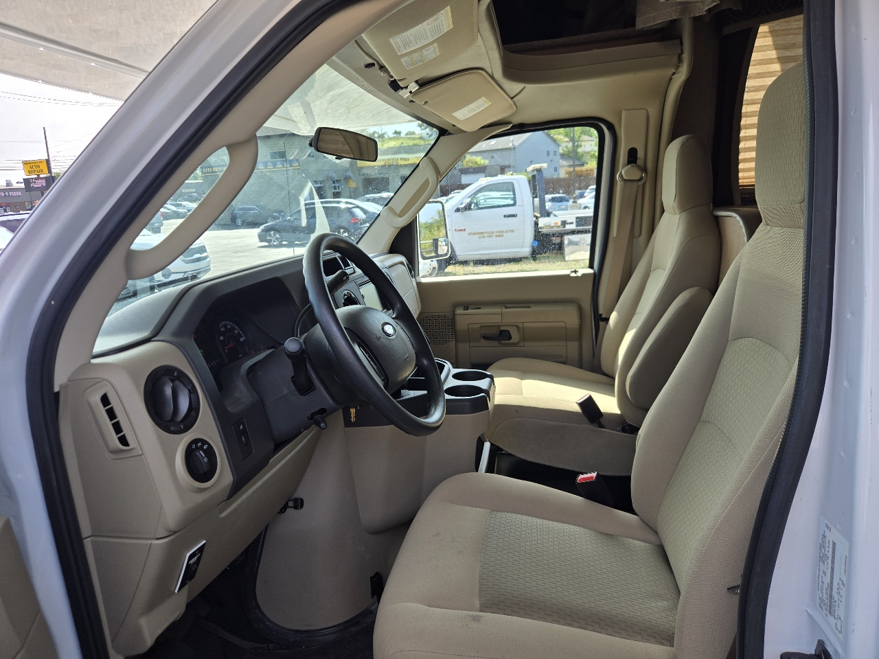 Ford E450  2018 Ford E450  2018