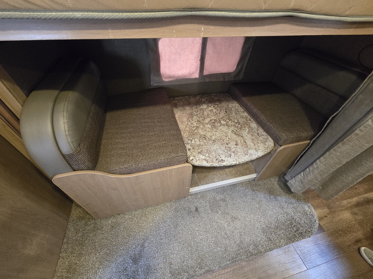 Ford E450  2018 Ford E450  2018