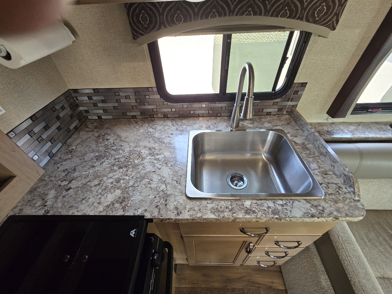 Ford E450  2018 Ford E450  2018