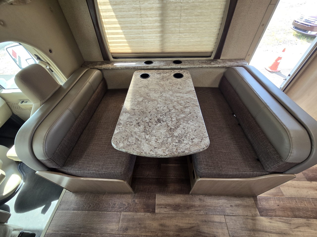 Ford E450  2018 Ford E450  2018