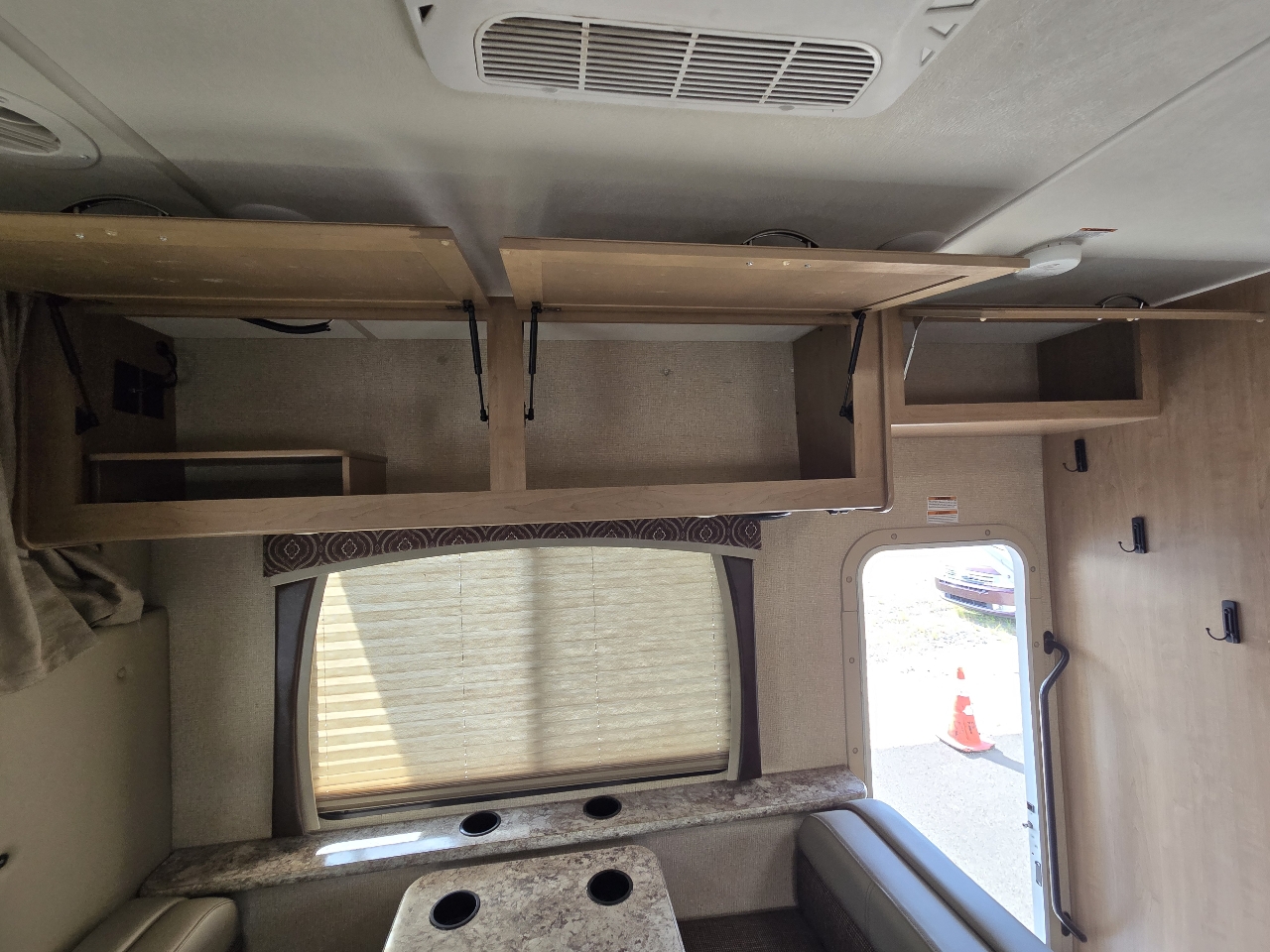 Ford E450  2018 Ford E450  2018