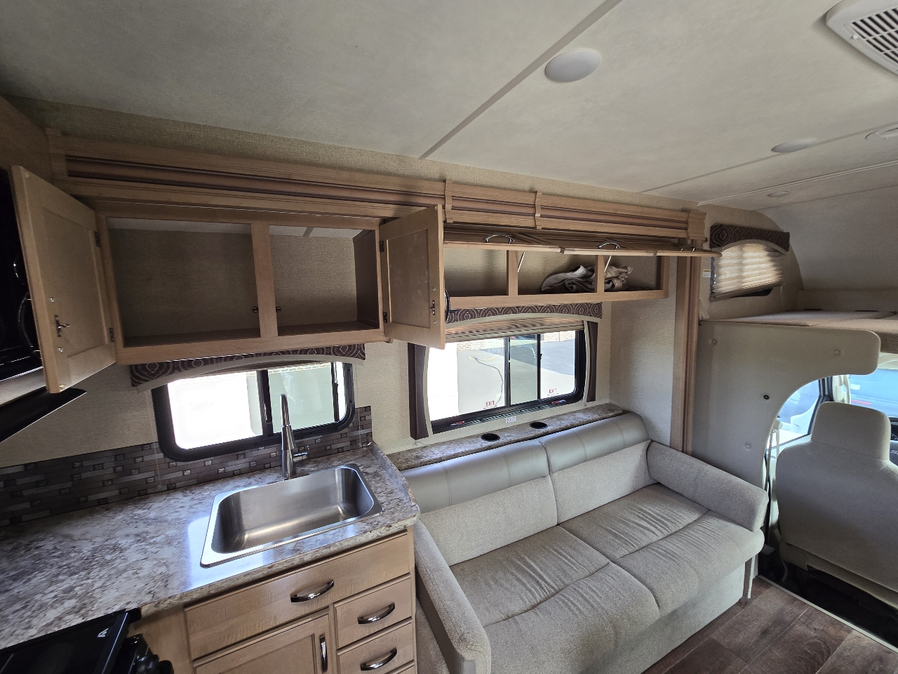 Ford E450  2018 Ford E450  2018