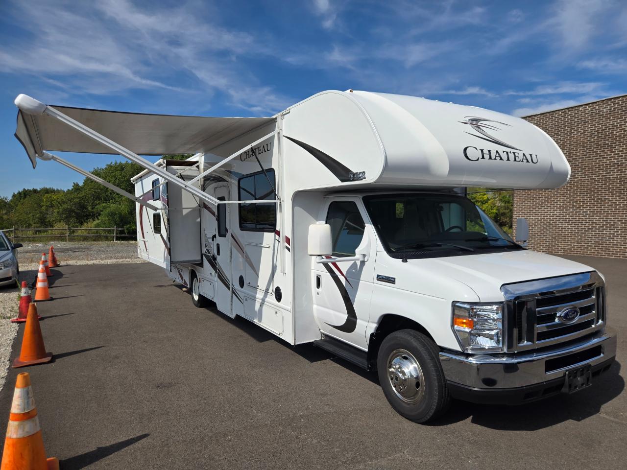 Ford E450  2018