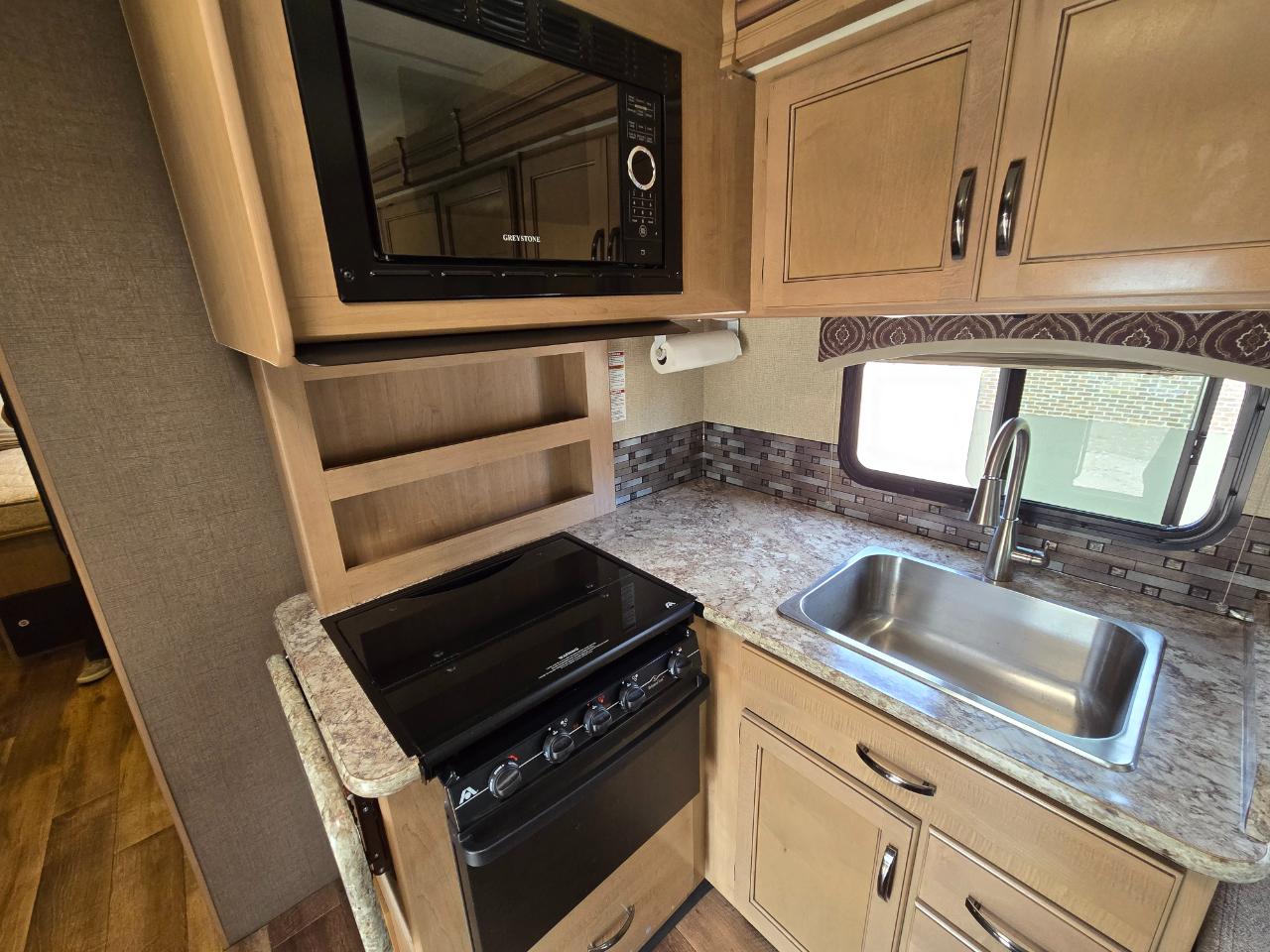 Ford E450  2018