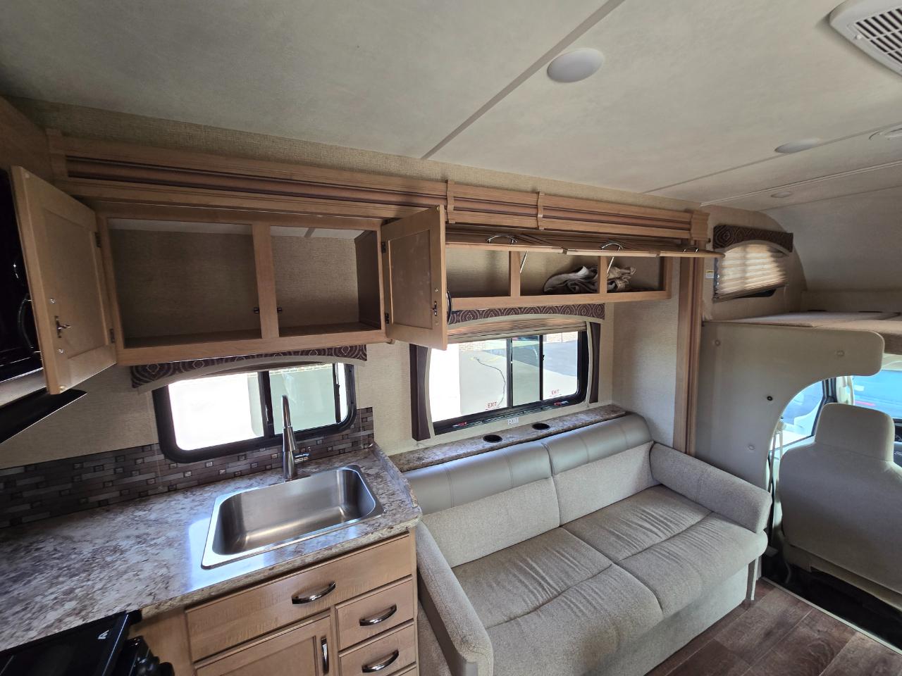 Ford E450  2018