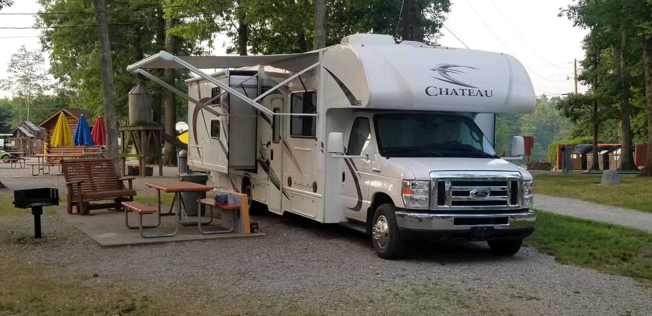 Ford E450  2018