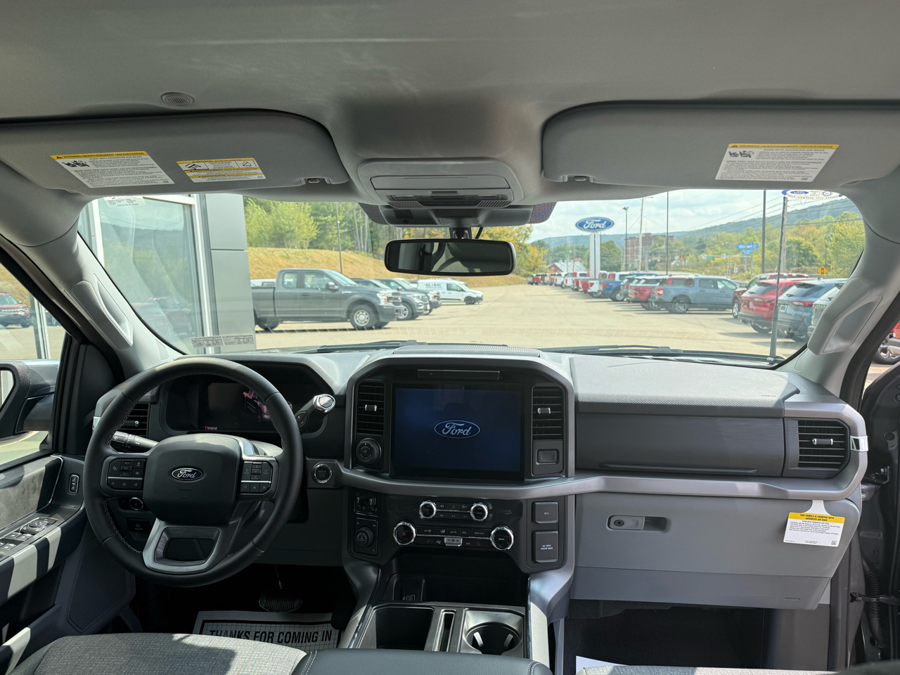2025 Ford F-150 XLT photo 5