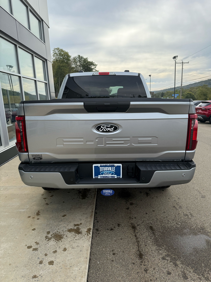 2025 Ford F-150 XLT photo 4