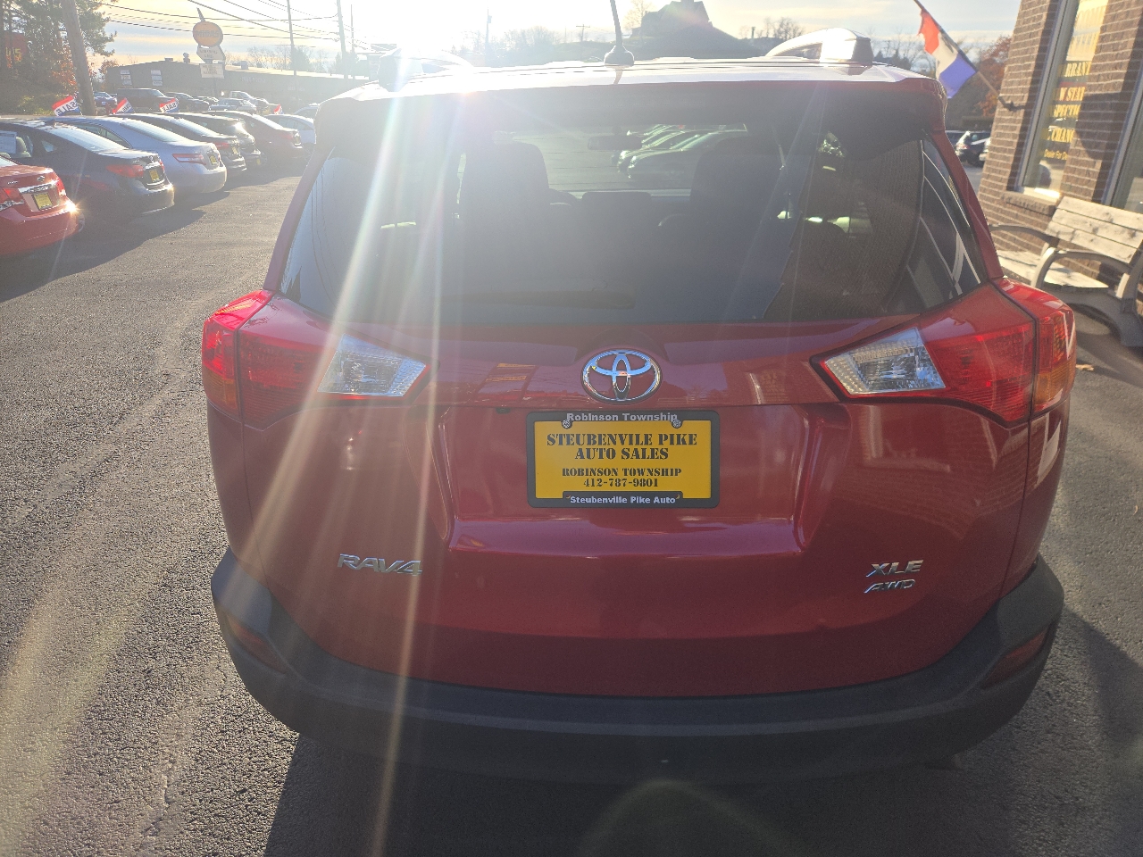 2015 Toyota RAV4 XLE photo 4