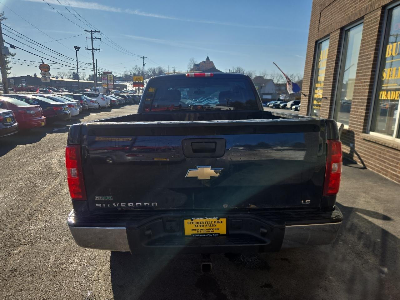 Chevrolet Silverado 1500 Work Truck Ext. Cab 4WD 2011