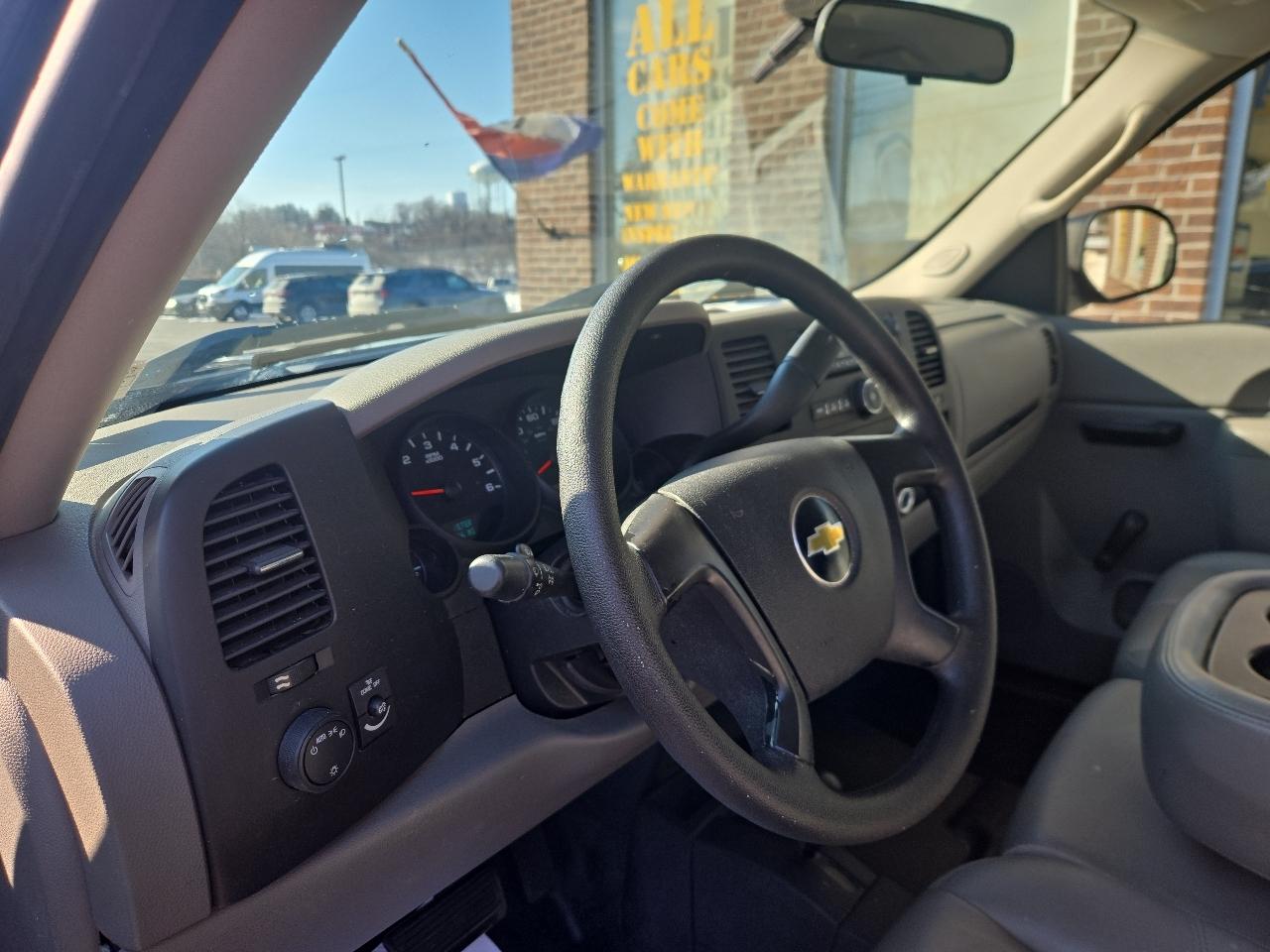 Chevrolet Silverado 1500 Work Truck Ext. Cab 4WD 2011