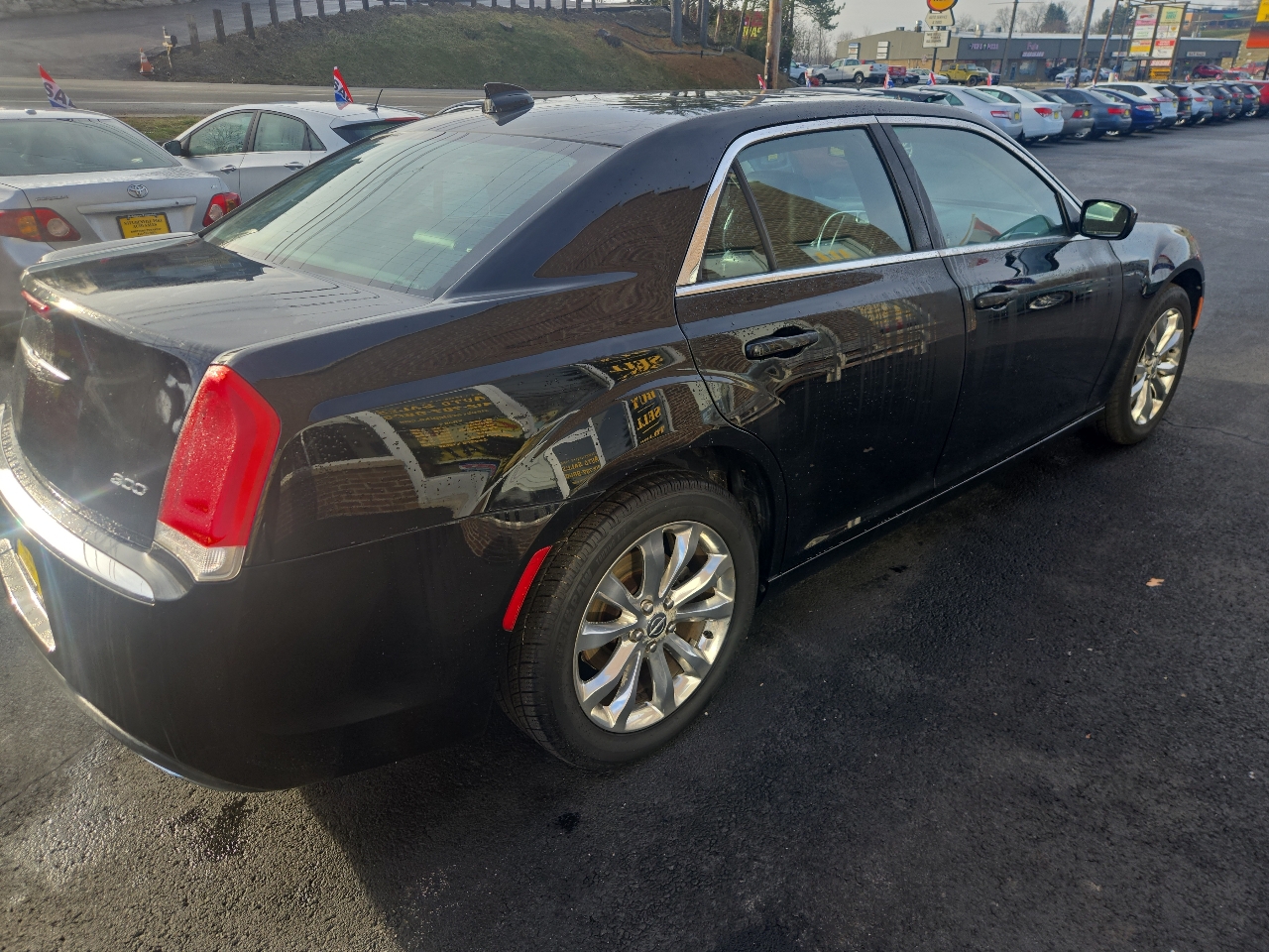 Chrysler 300 Limited AWD 2015