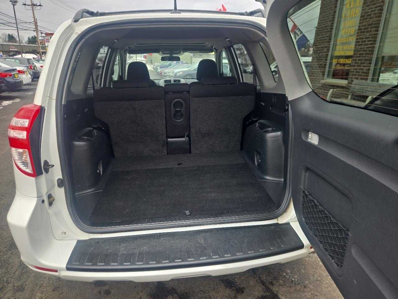 Toyota RAV4 Sport I4 4WD 2010