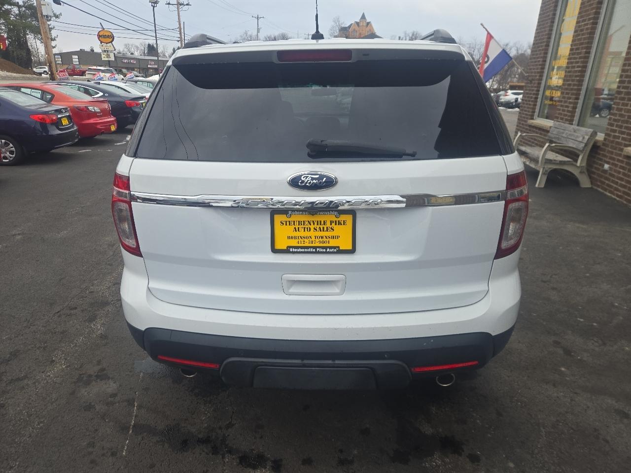 Ford Explorer XLT 4WD 2013