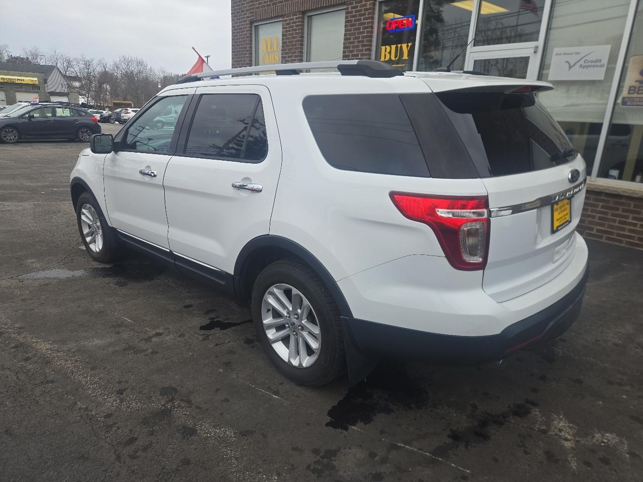 Ford Explorer XLT 4WD 2013