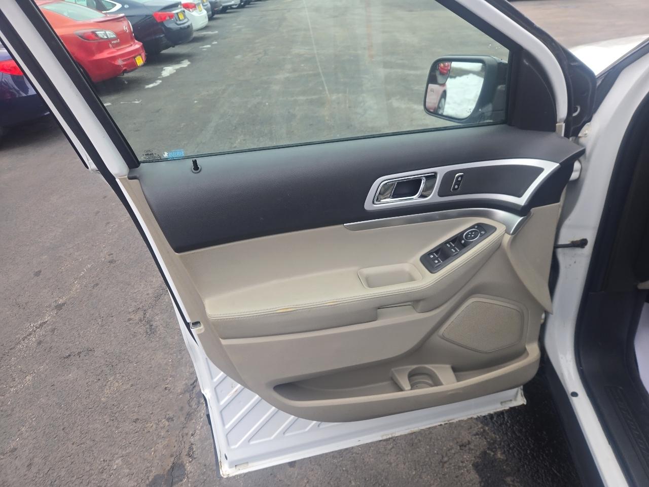 Ford Explorer XLT 4WD 2013