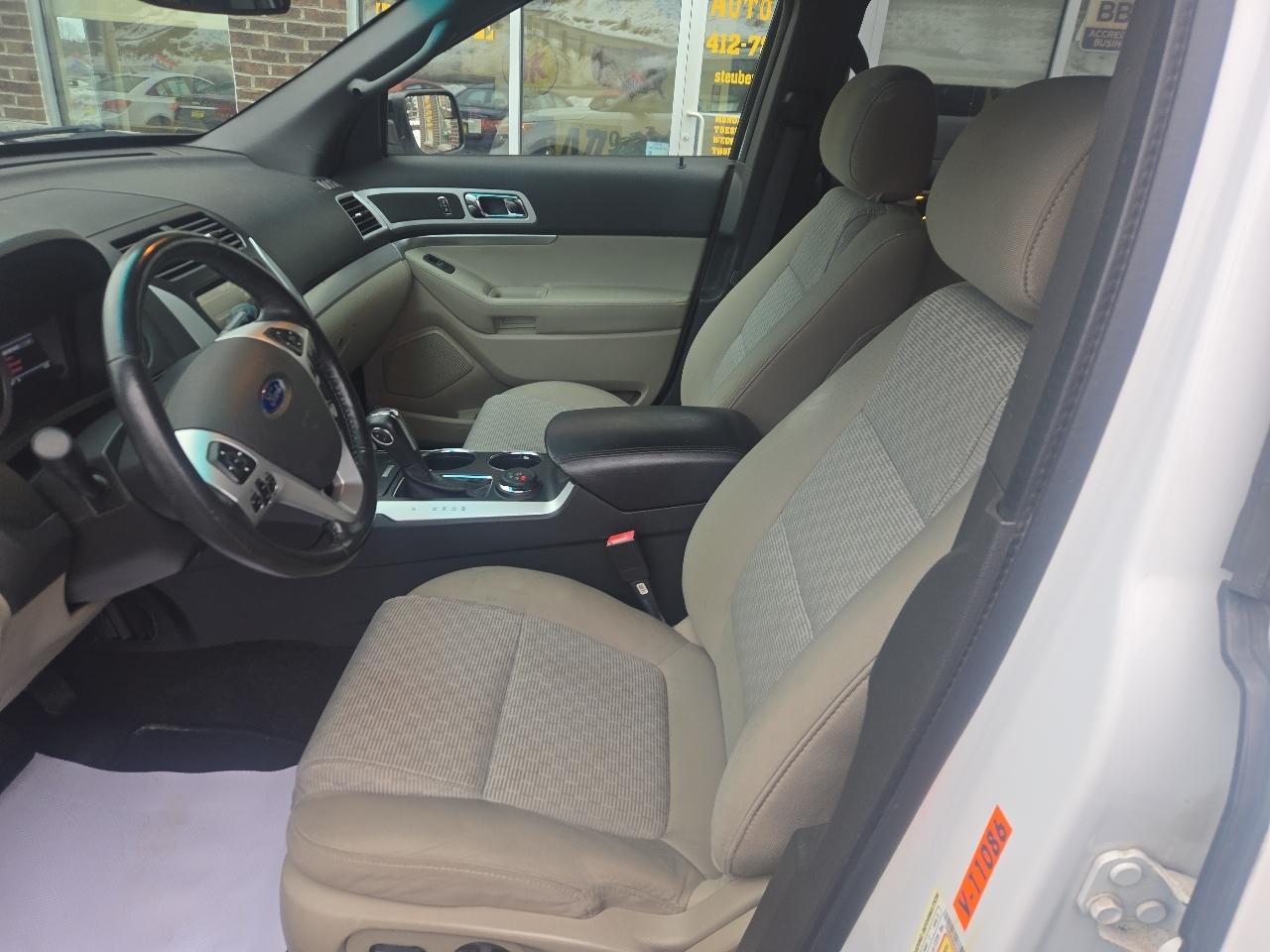 Ford Explorer XLT 4WD 2013