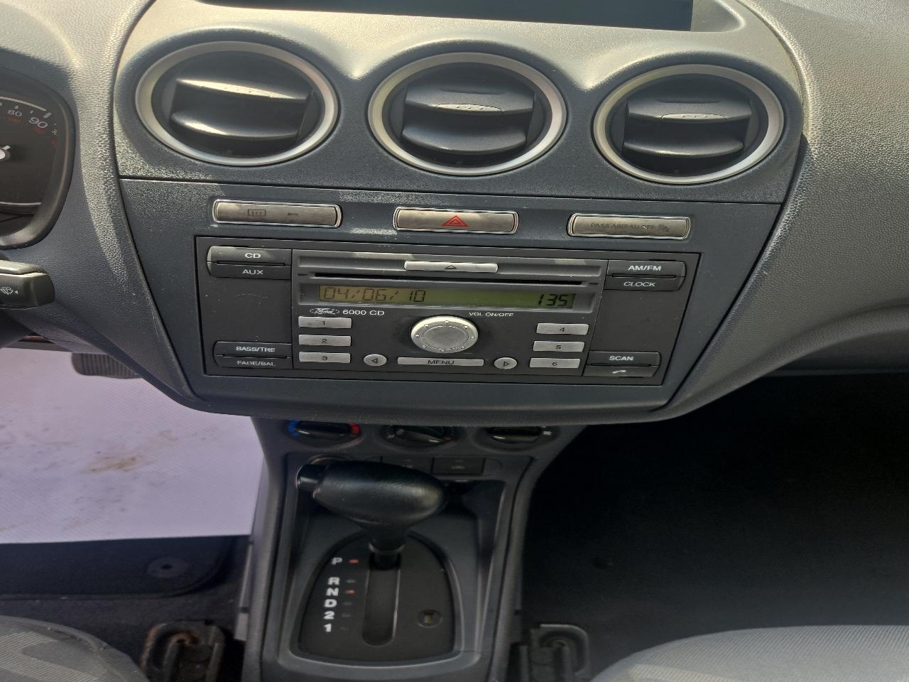 Ford Transit Connect XLT Wagon 2010