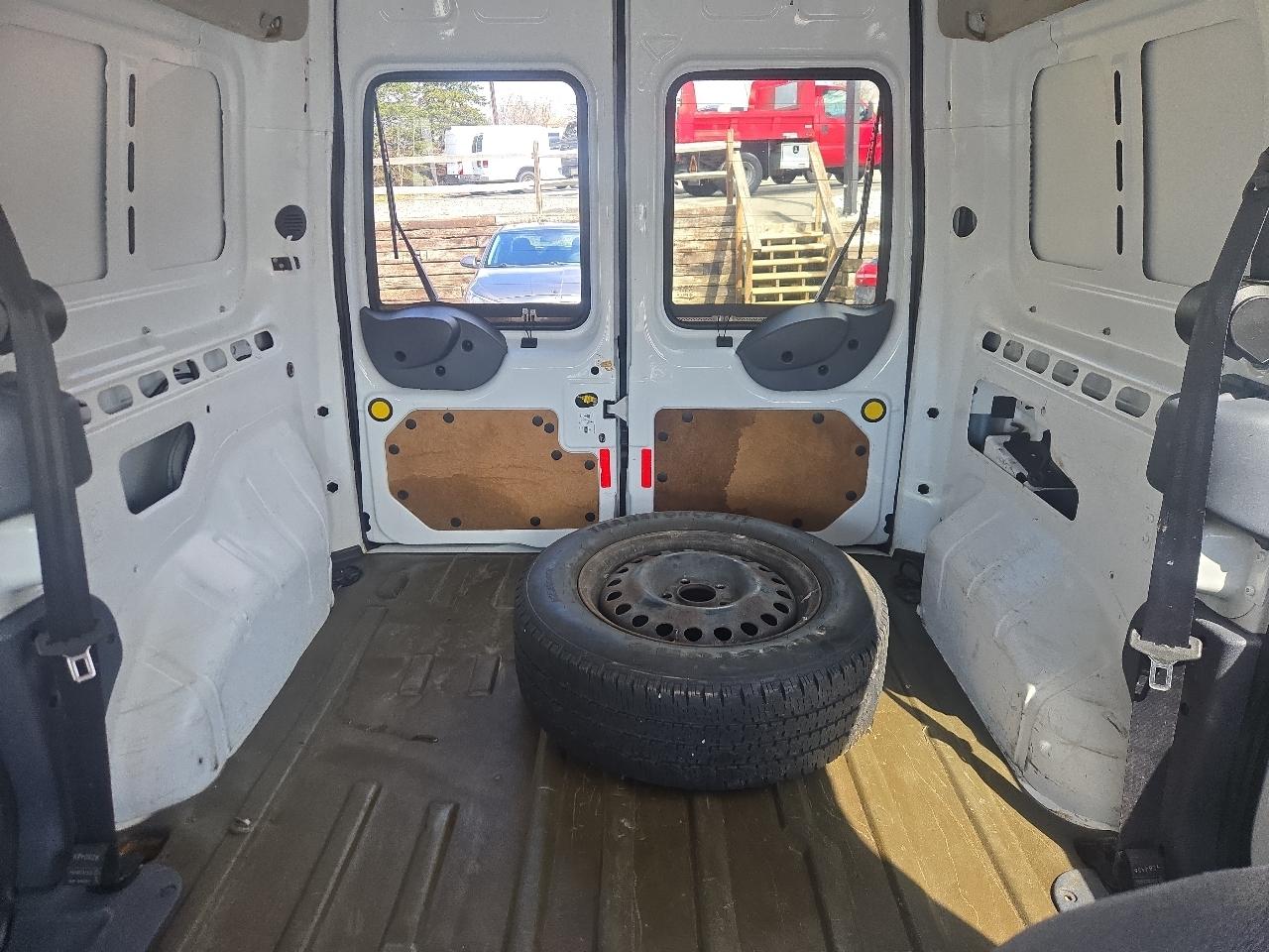 Ford Transit Connect XLT Wagon 2010