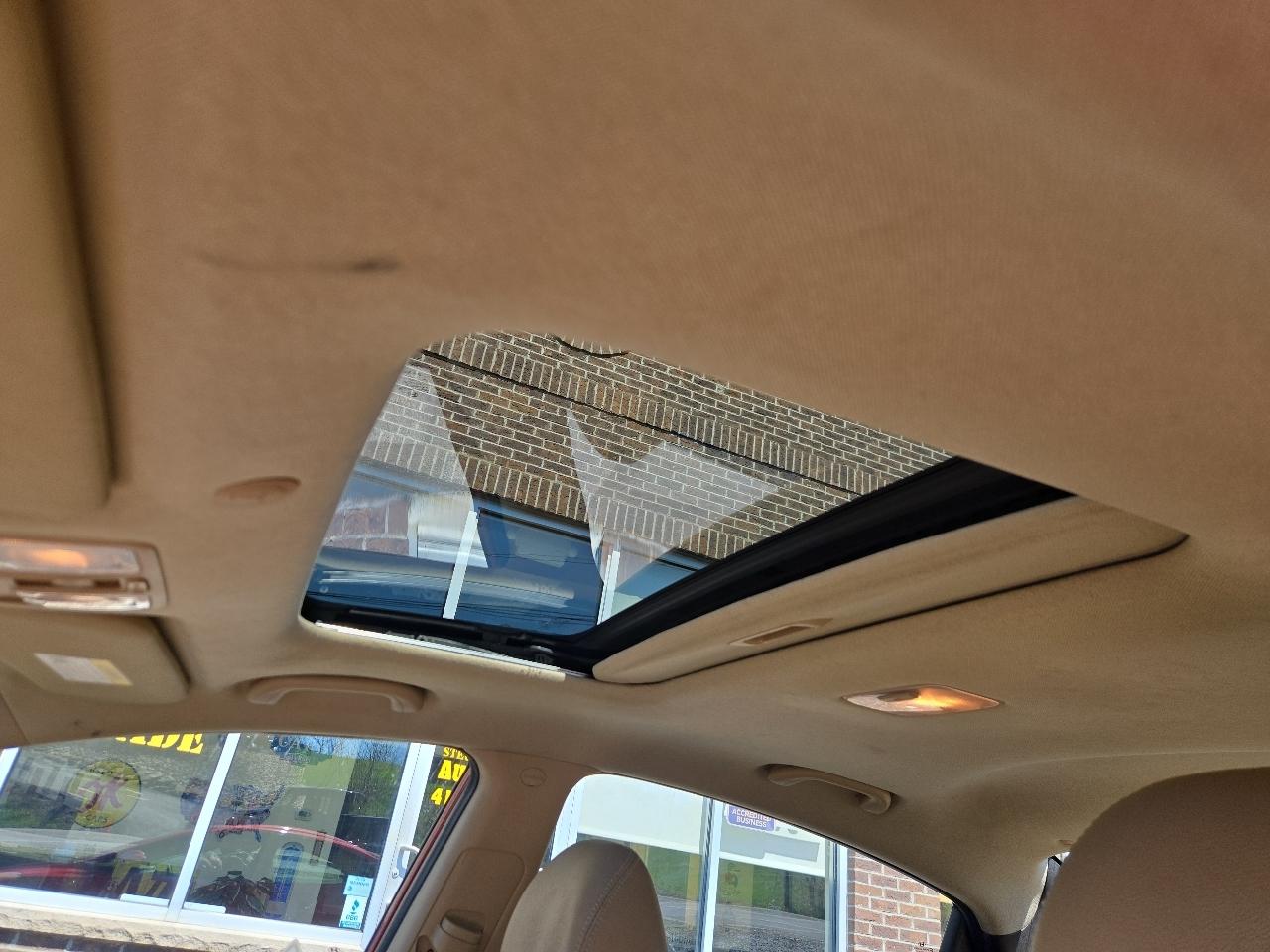 Hyundai Elantra Limited 2011