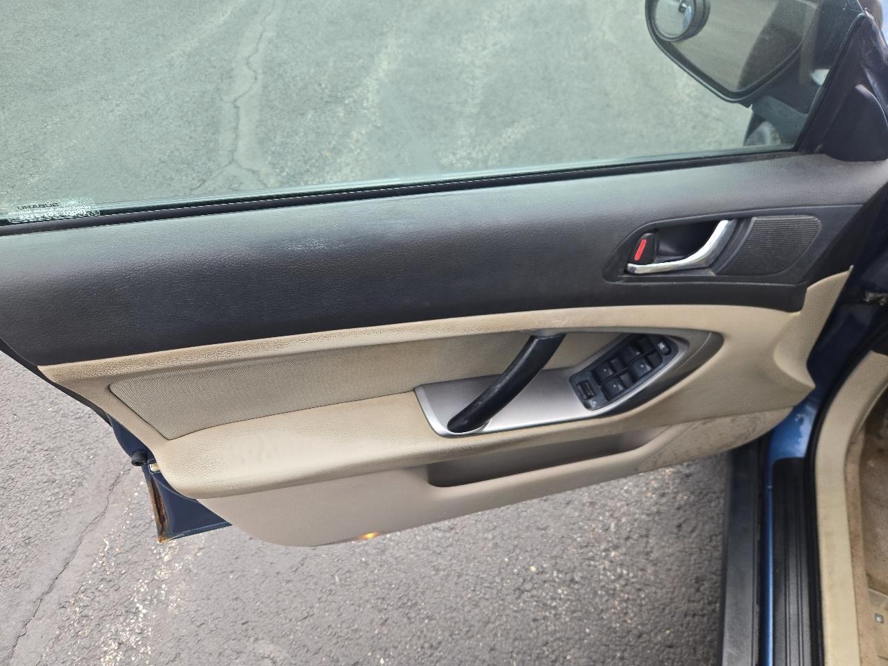 Subaru Outback 2.5i Wagon 2007