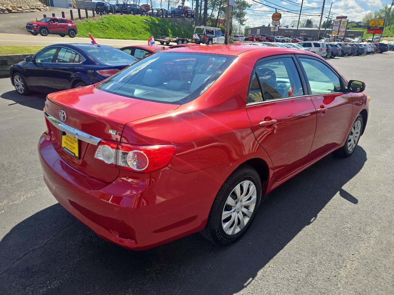 Toyota Corolla S 5-Speed MT 2012