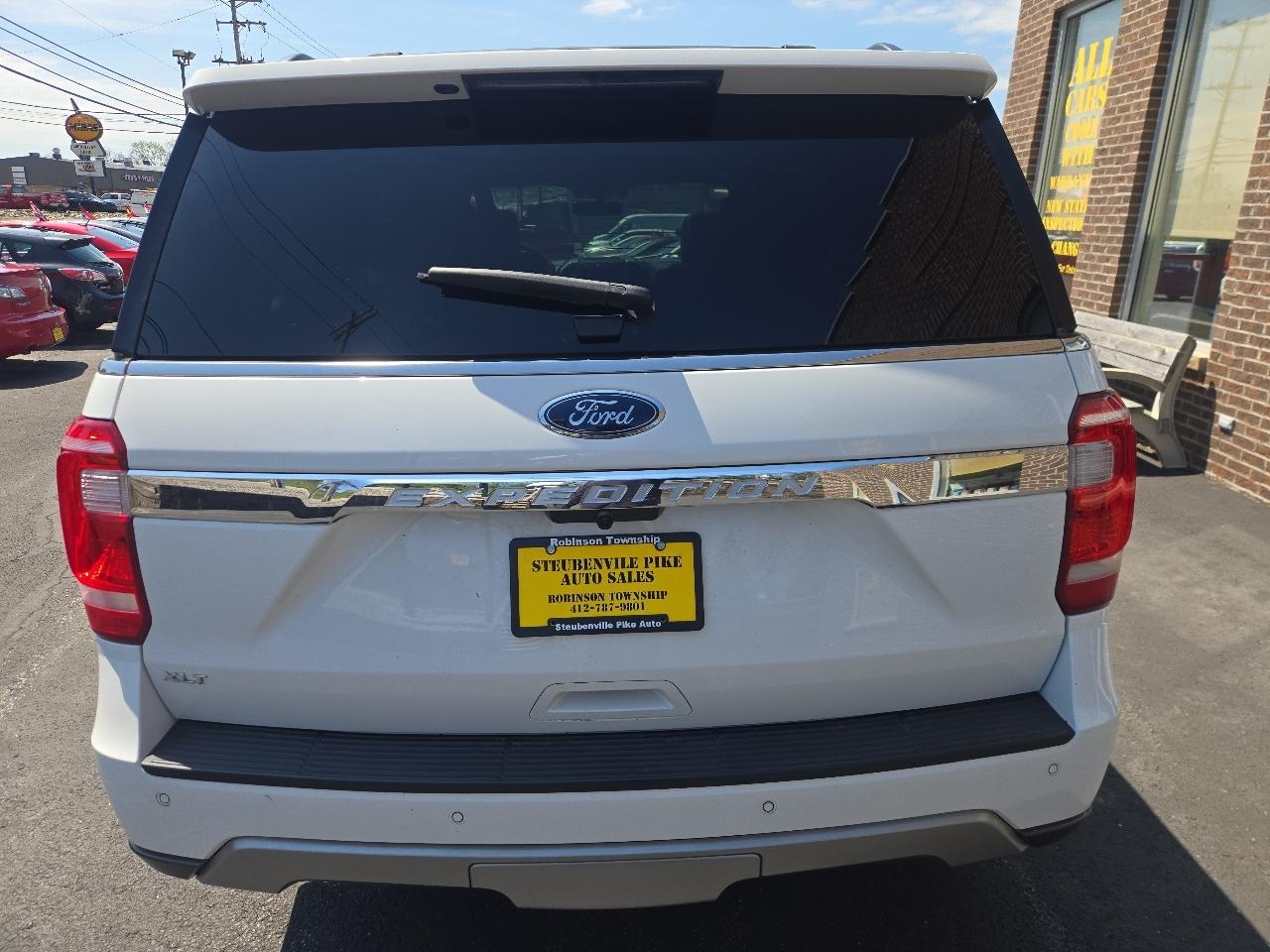 Ford Expedition XLT 4WD 2021