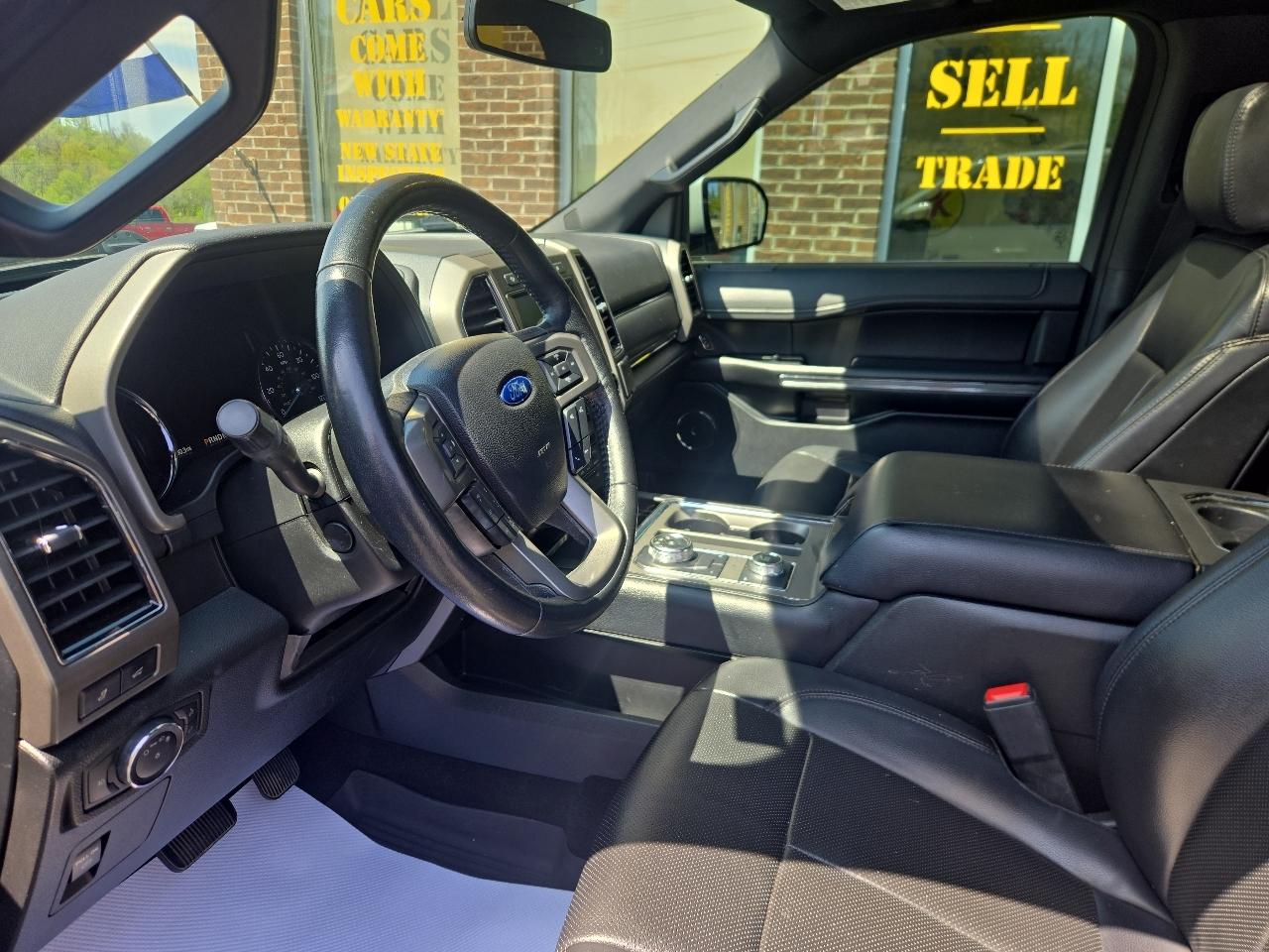 Ford Expedition XLT 4WD 2021