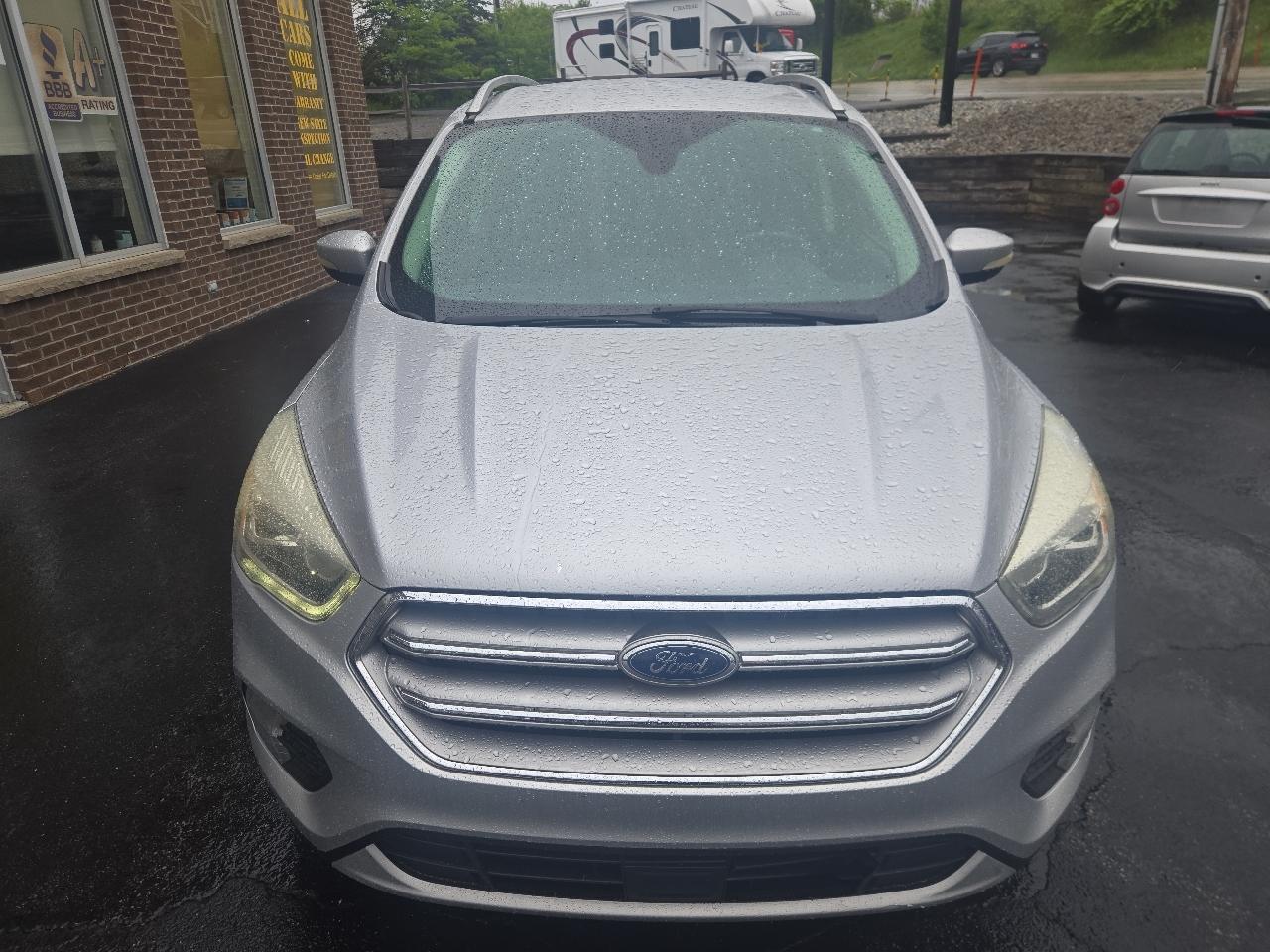 Ford Escape Titanium 4WD 2017
