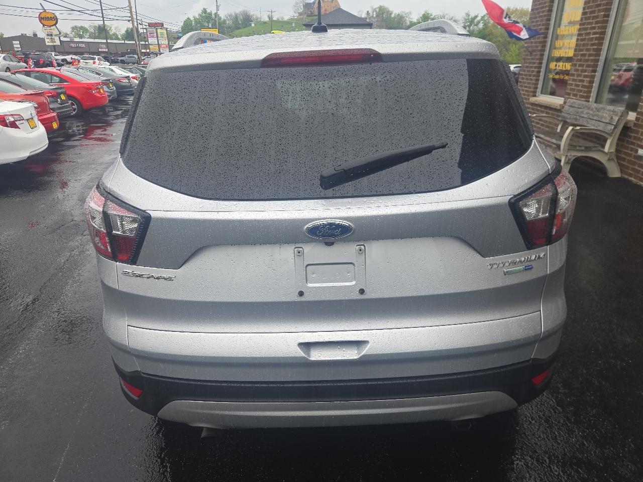 Ford Escape Titanium 4WD 2017