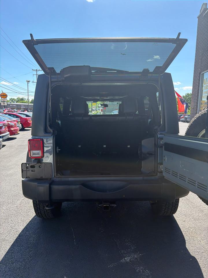 Jeep Wrangler Unlimited Rubicon 4WD 2014