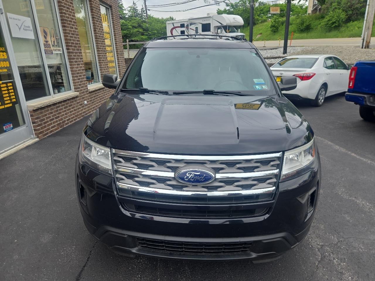 Ford Explorer Base 4WD 2019
