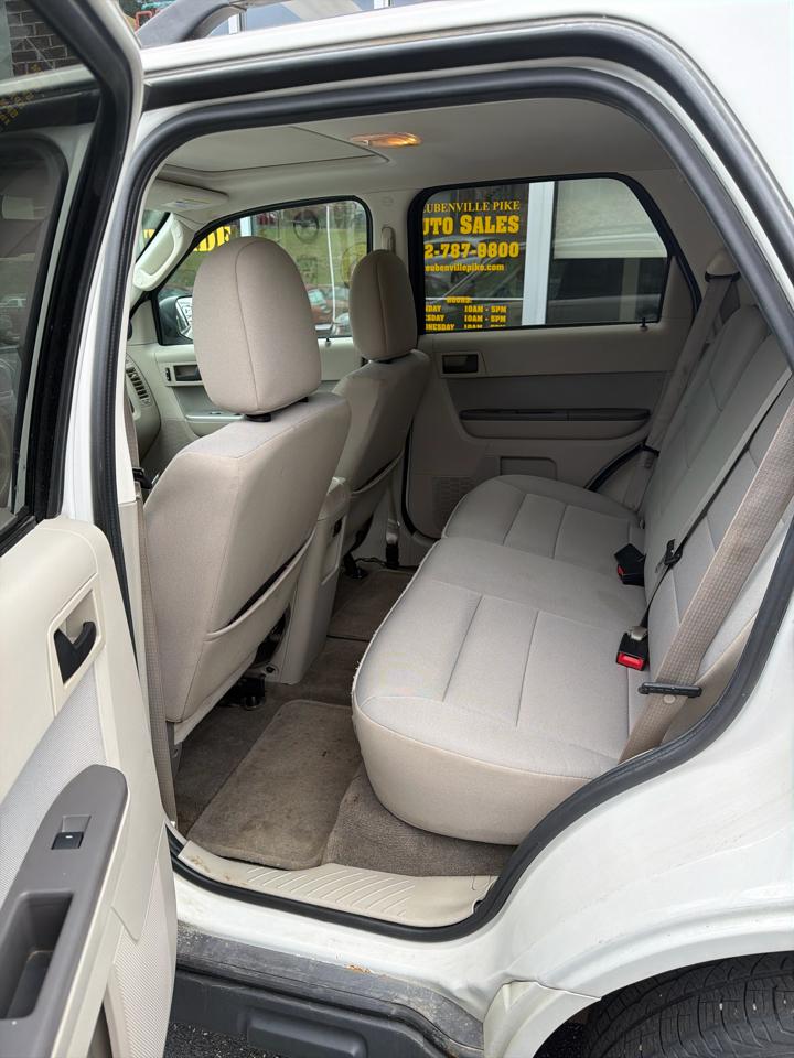 Ford Escape XLT 4WD 2012