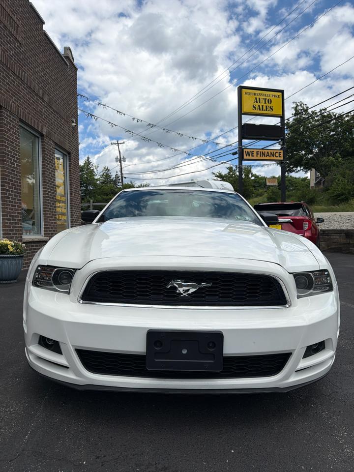 Ford Mustang V6 Coupe 2013