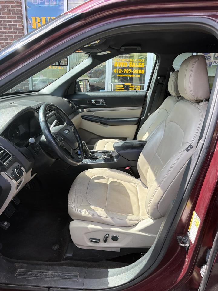 Ford Explorer XLT 4WD 2018