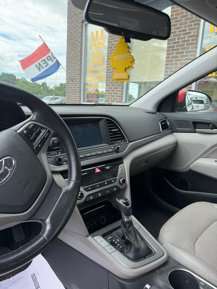 Hyundai Elantra Limited 2017