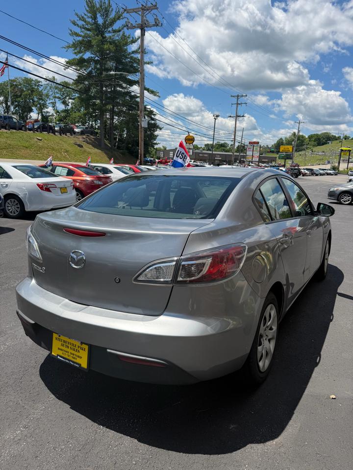 Mazda MAZDA3 i Sport 4-Door 2011