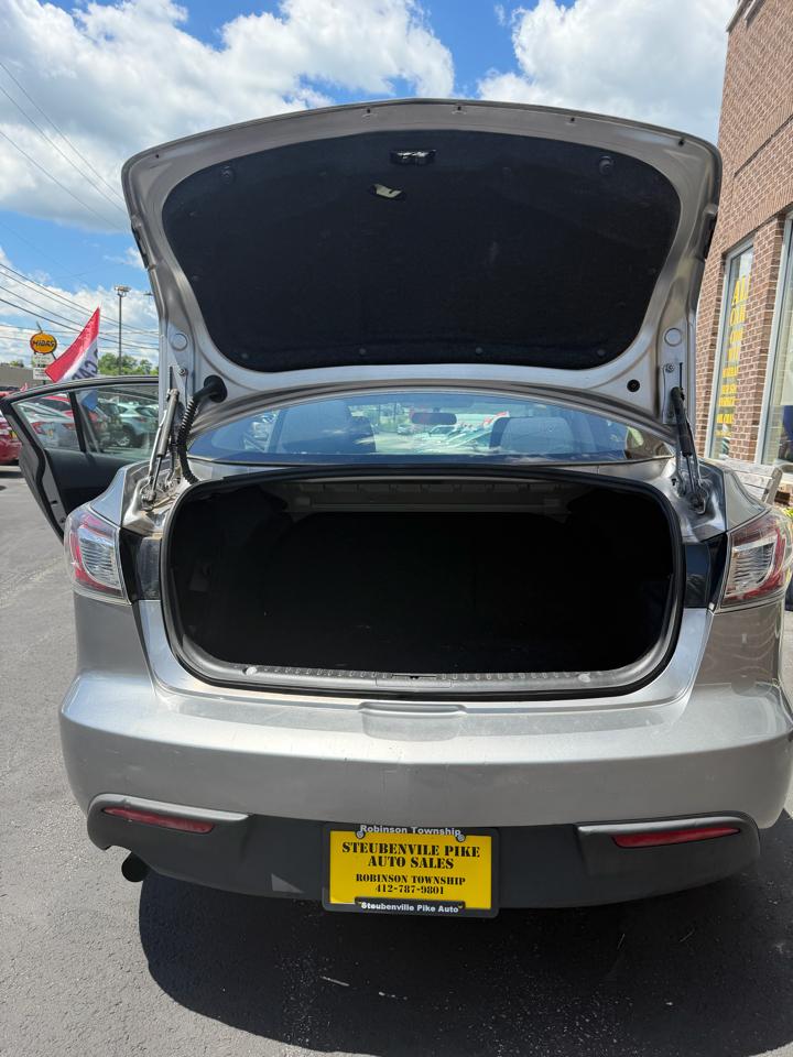 Mazda MAZDA3 i Sport 4-Door 2011