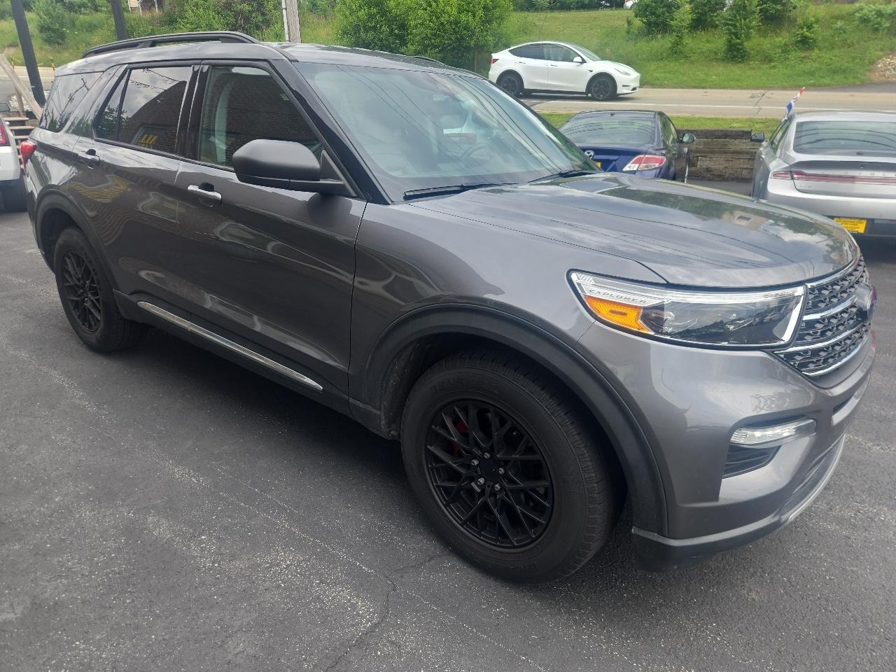Ford Explorer XLT AWD 2021
