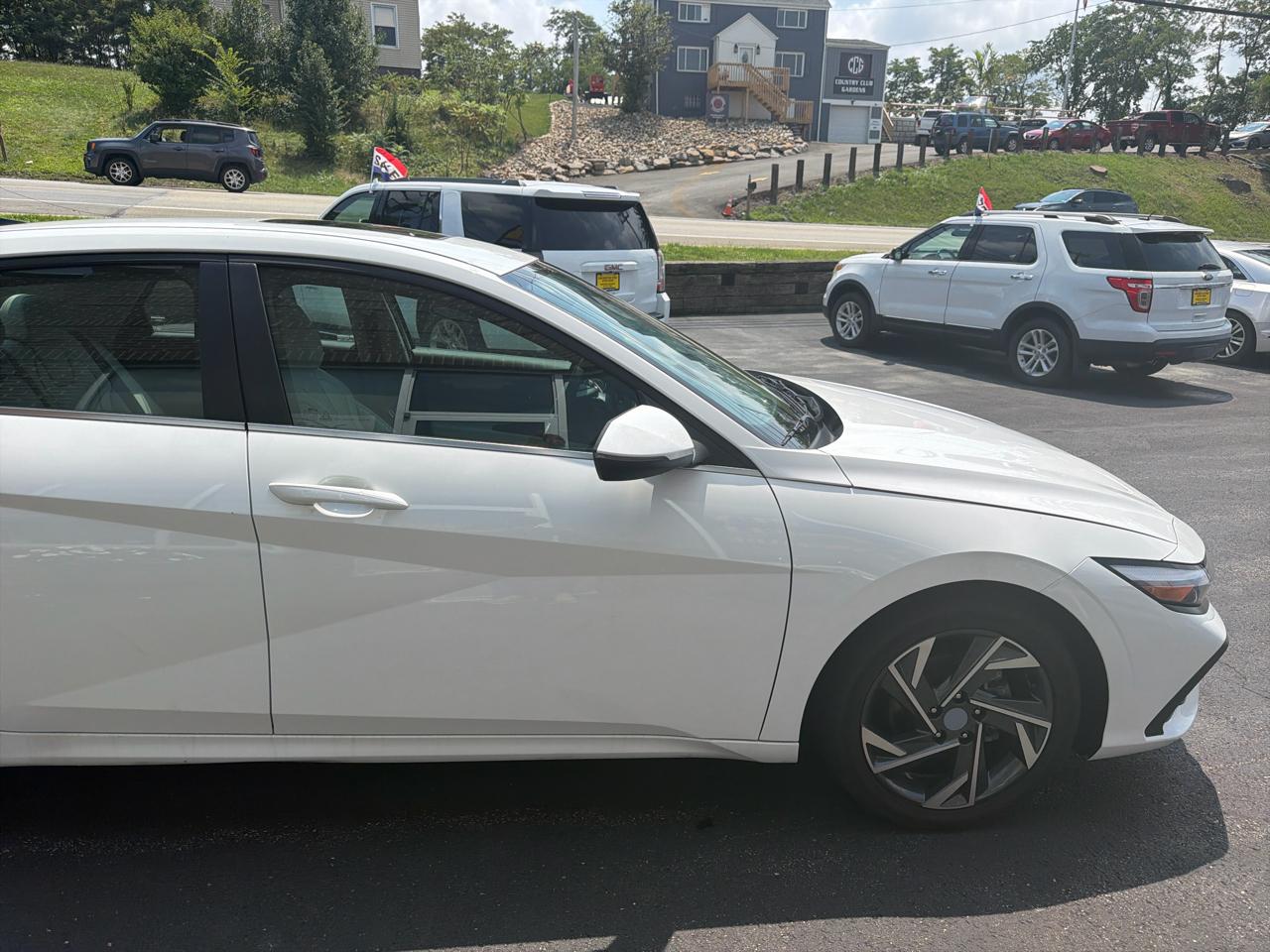 Hyundai Elantra Limited 2025