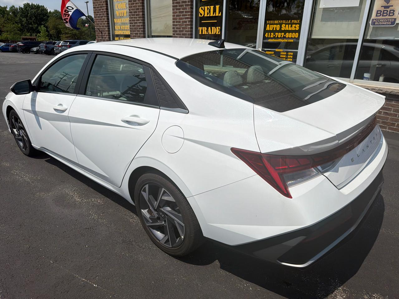 Hyundai Elantra Limited 2025
