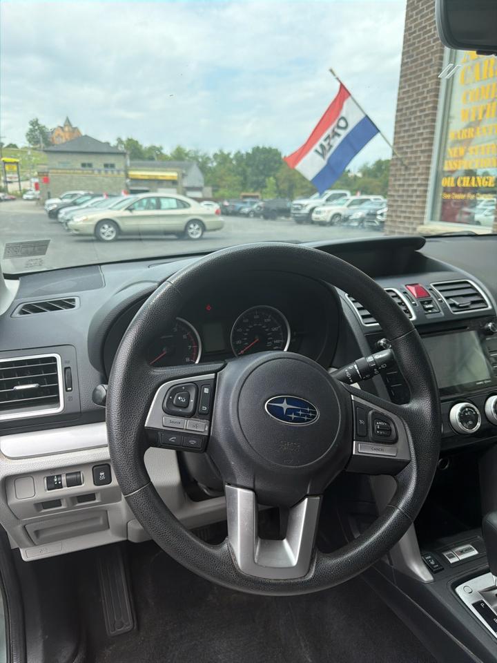 Subaru Forester 2.5i Premium PZEV CVT 2017