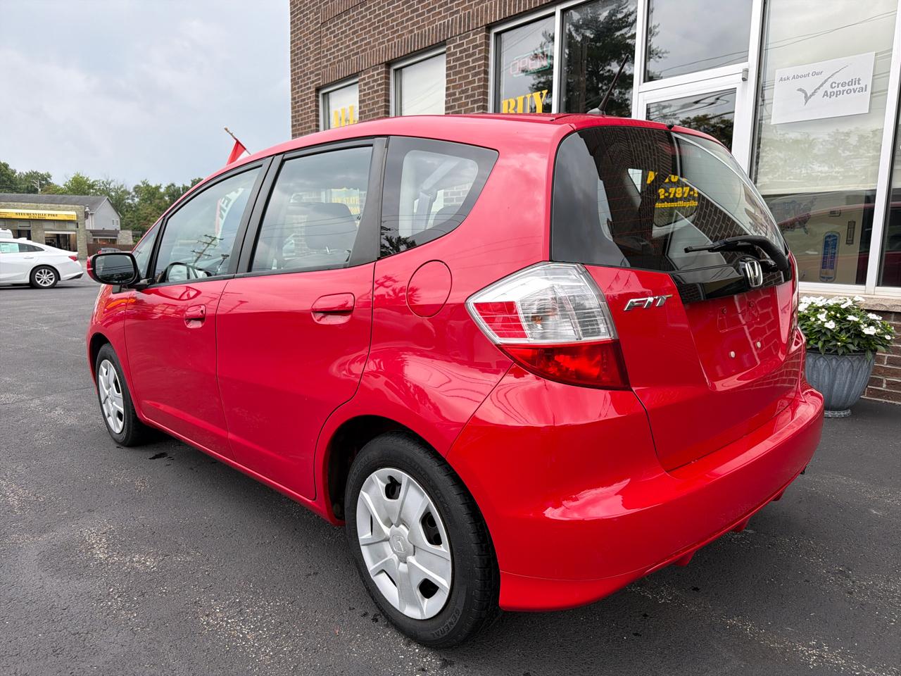 Honda Fit 5-Speed AT 2013