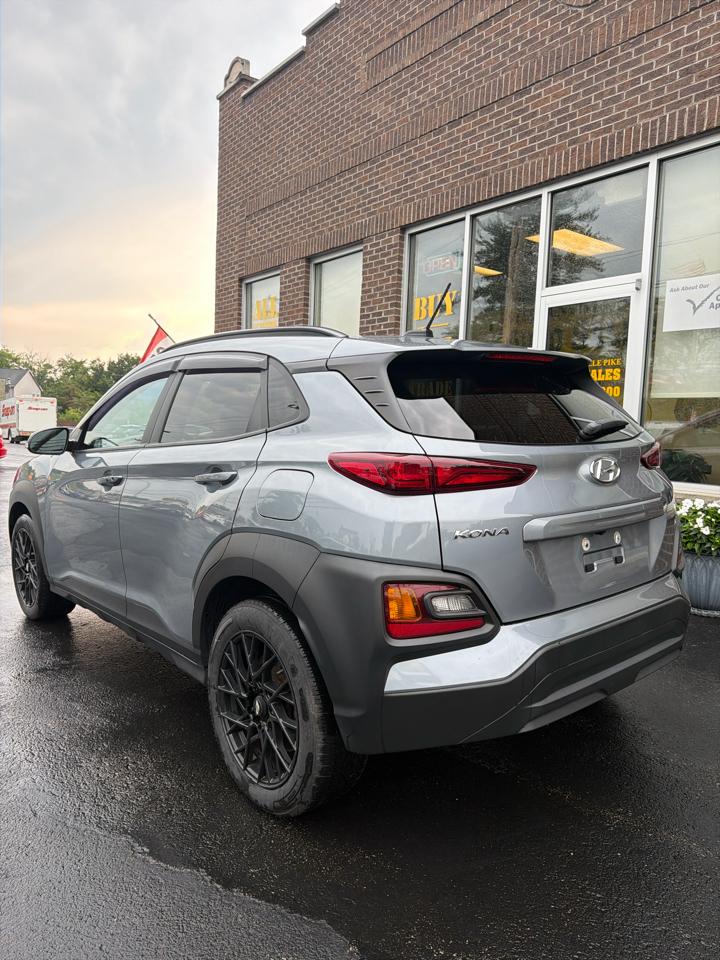 Hyundai Kona SEL AWD 2021