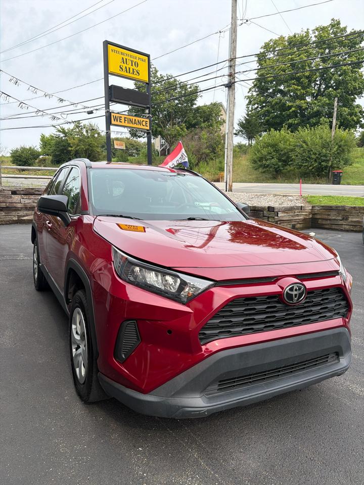 Toyota RAV4 LE 2021