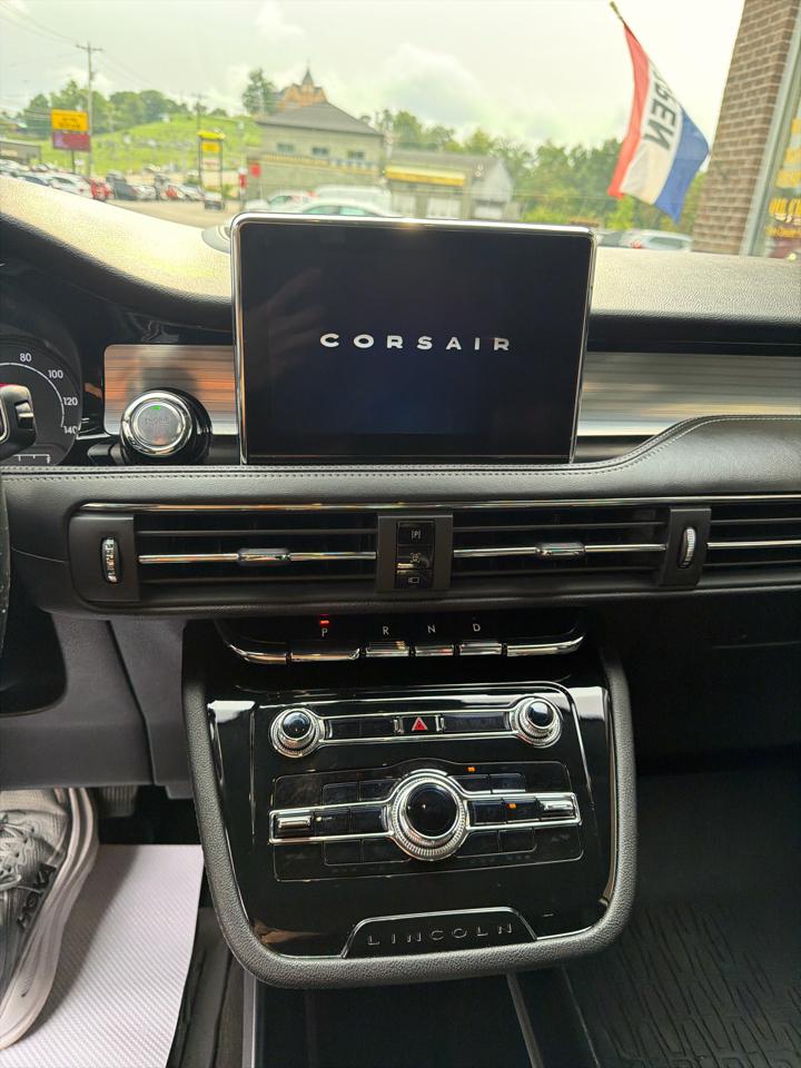Lincoln Corsair Base AWD 2021