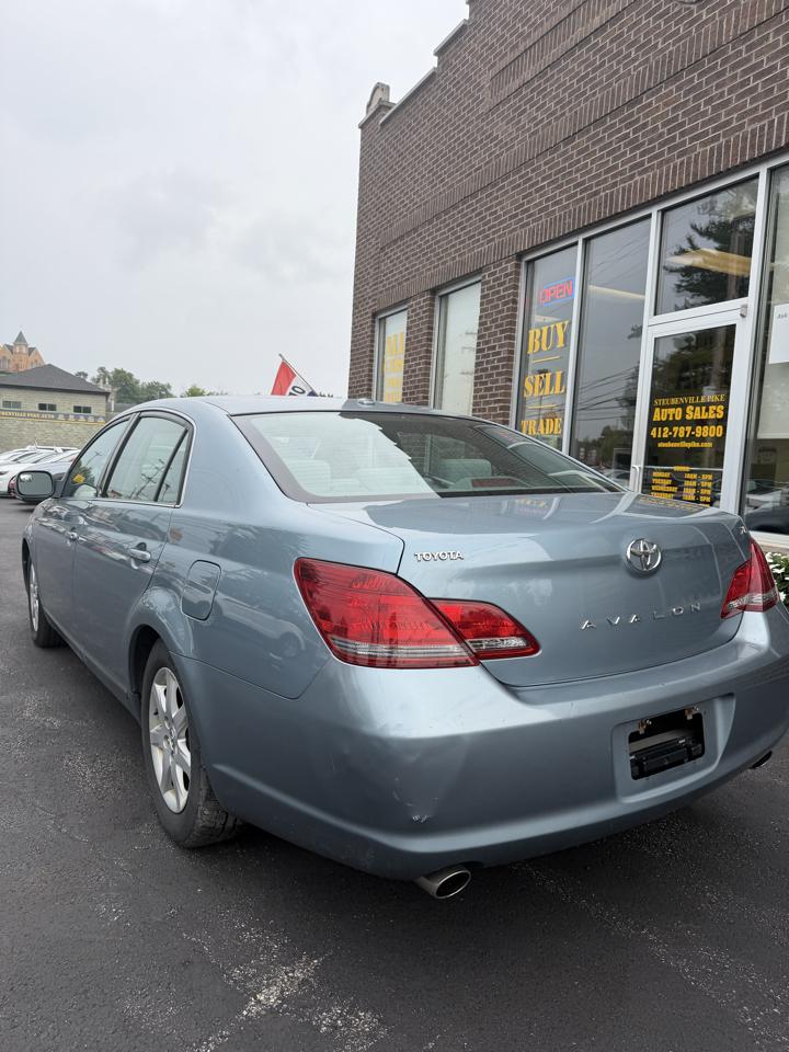 Toyota Avalon Limited 2009