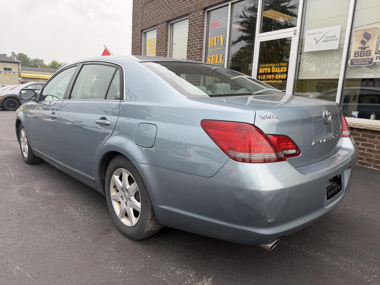 Toyota Avalon Limited 2009