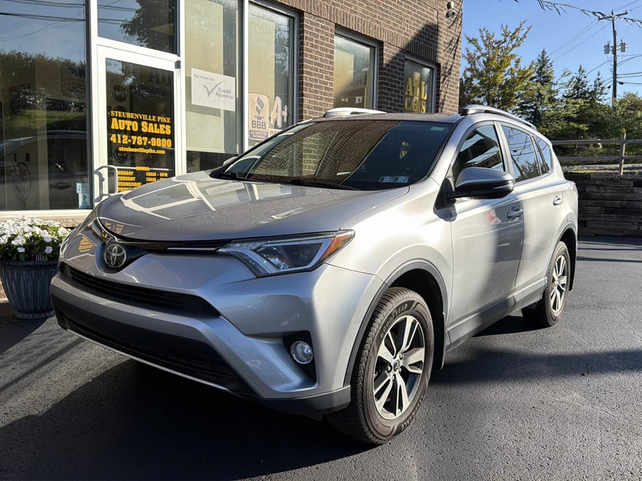 Toyota RAV4 XLE AWD 2018